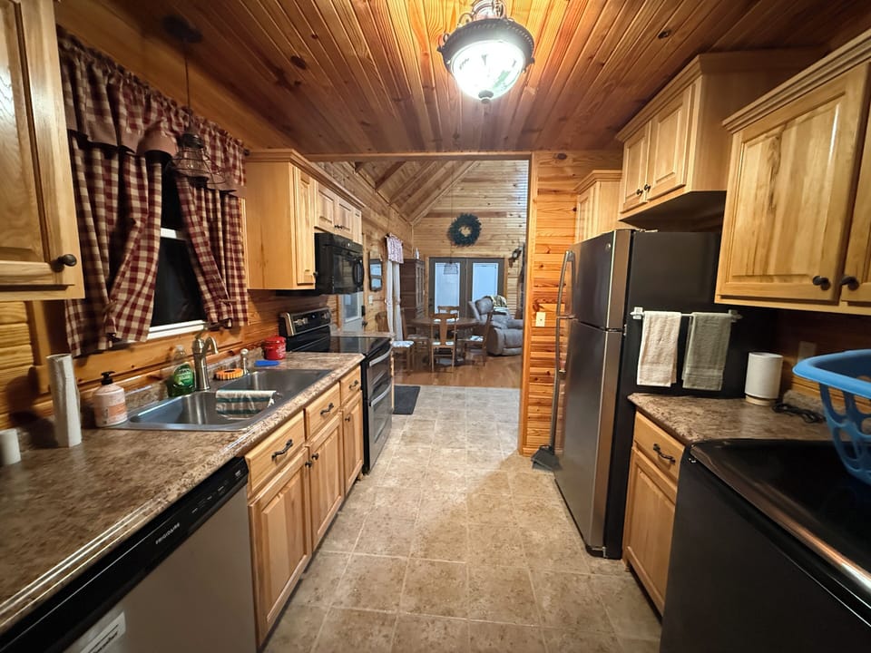Full stocked kitchen