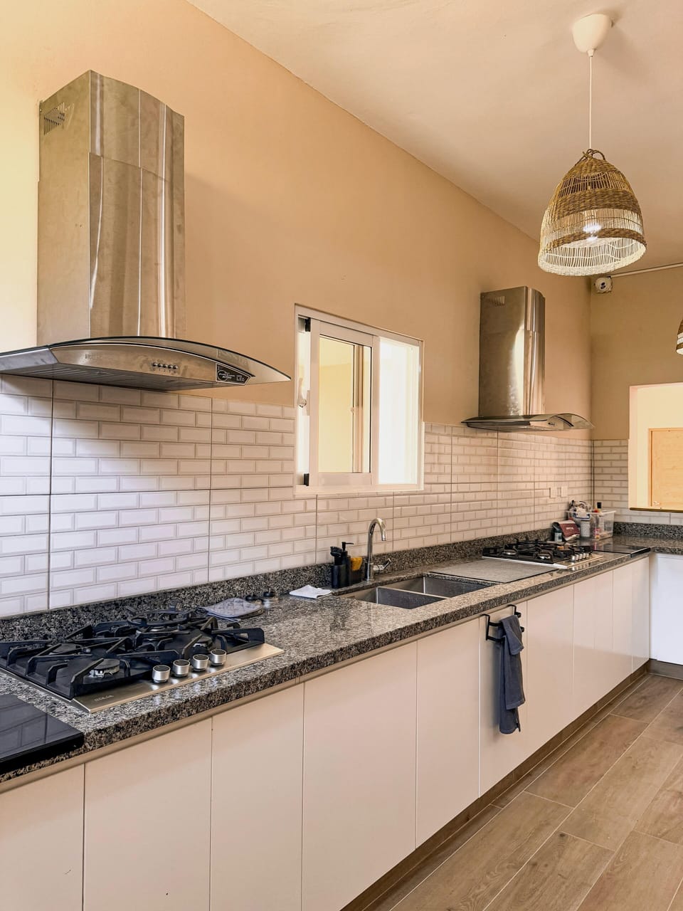 Family Room | Shared kitchen