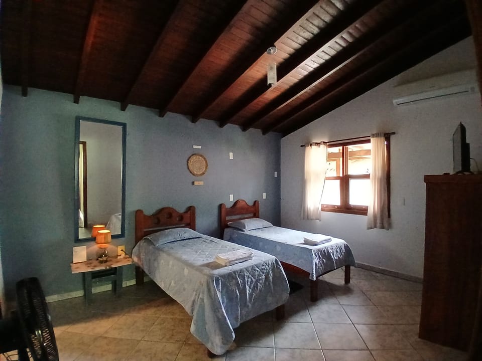 Standard Room | Free WiFi, bed sheets