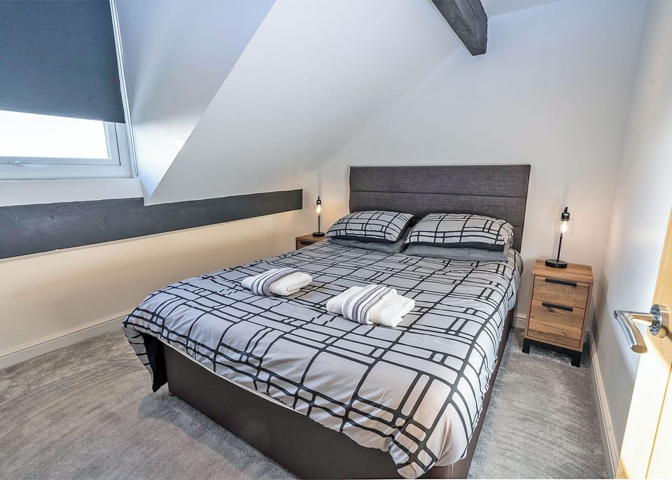 Bedroom, Bed, House