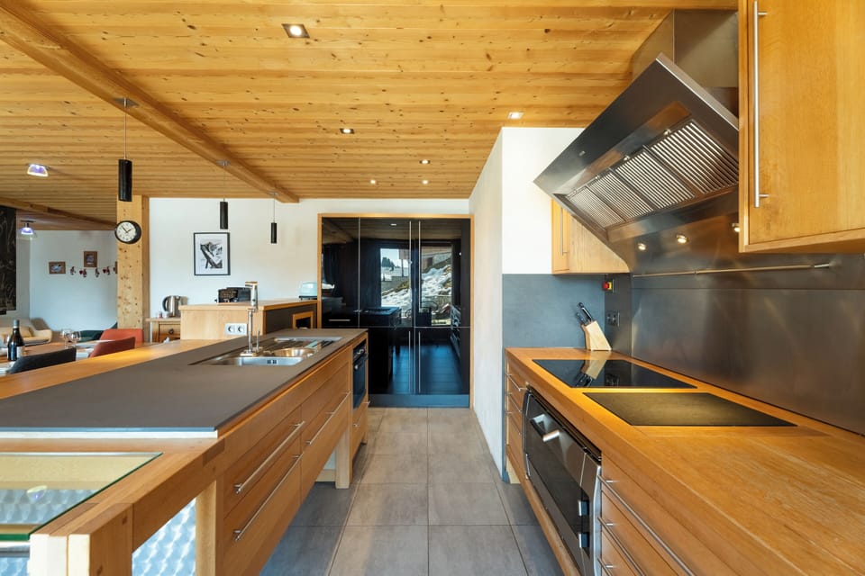 Shared fridge, microwave, espresso maker, coffee/tea maker