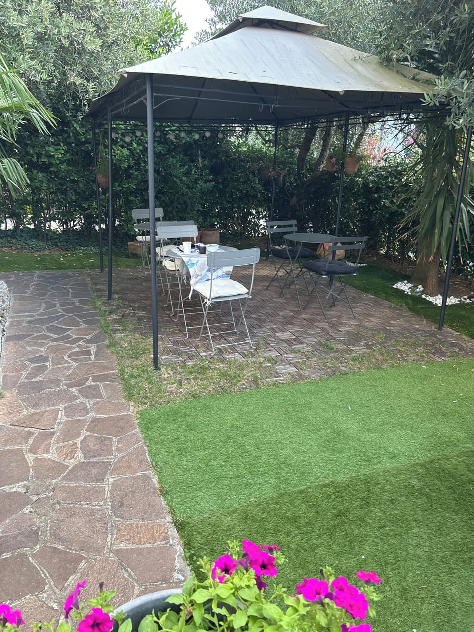 B&B Topaze Bed and Breakfast in Sirmione
