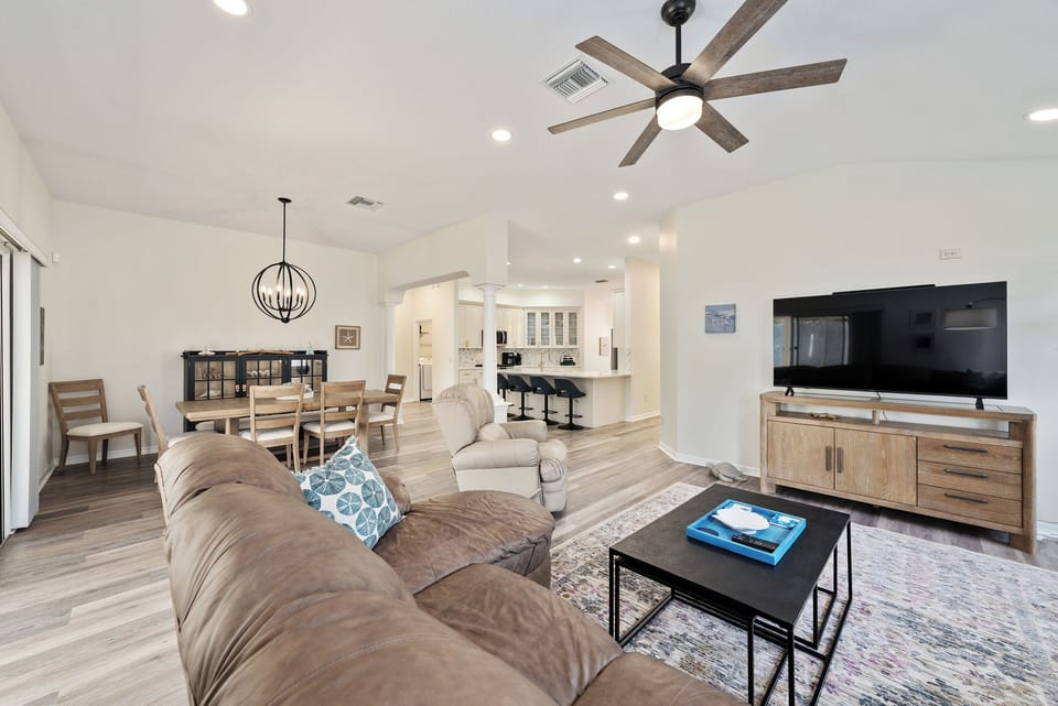 Open Concept Common Area: Living Room, Dining and Kitchen
