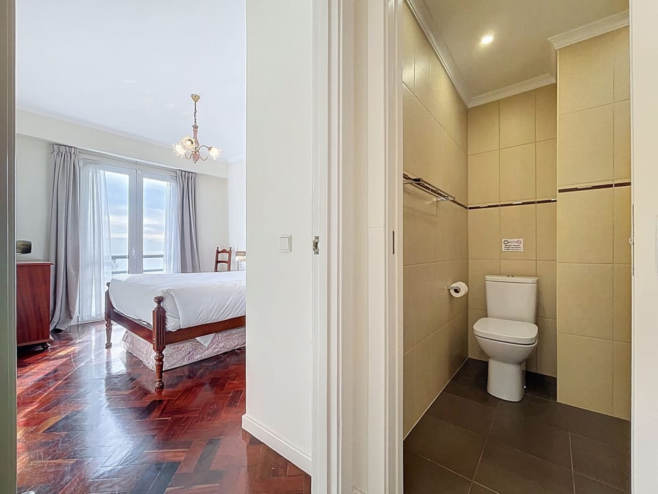 Forum Delights Apartment by Atlantic Holiday Apartment in Funchal