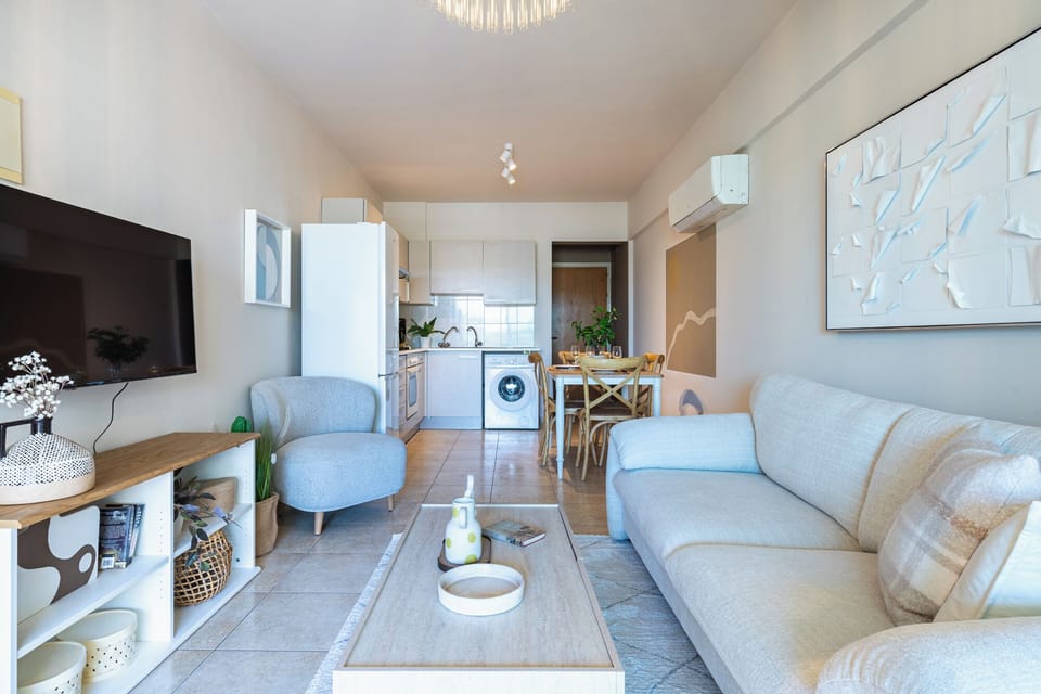 Apartment, 3 Bedrooms, City View, Poolside | Living room | 43-inch Smart TV with digital channels, Netflix, streaming services
