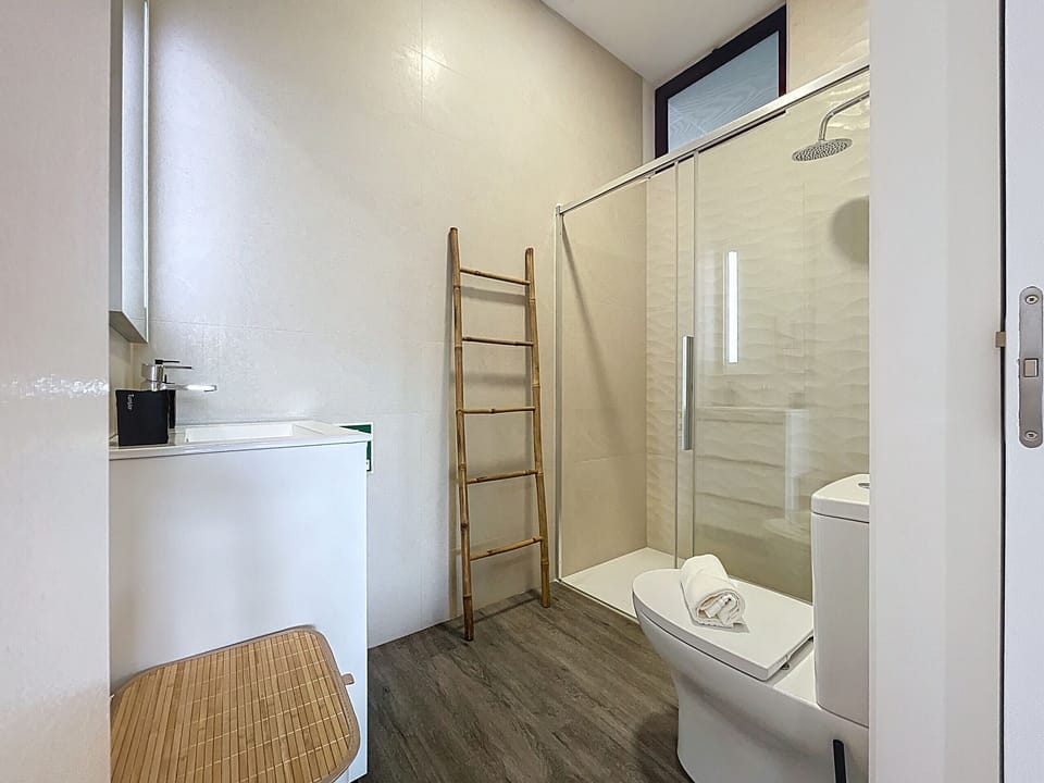 House | 1 bedroom