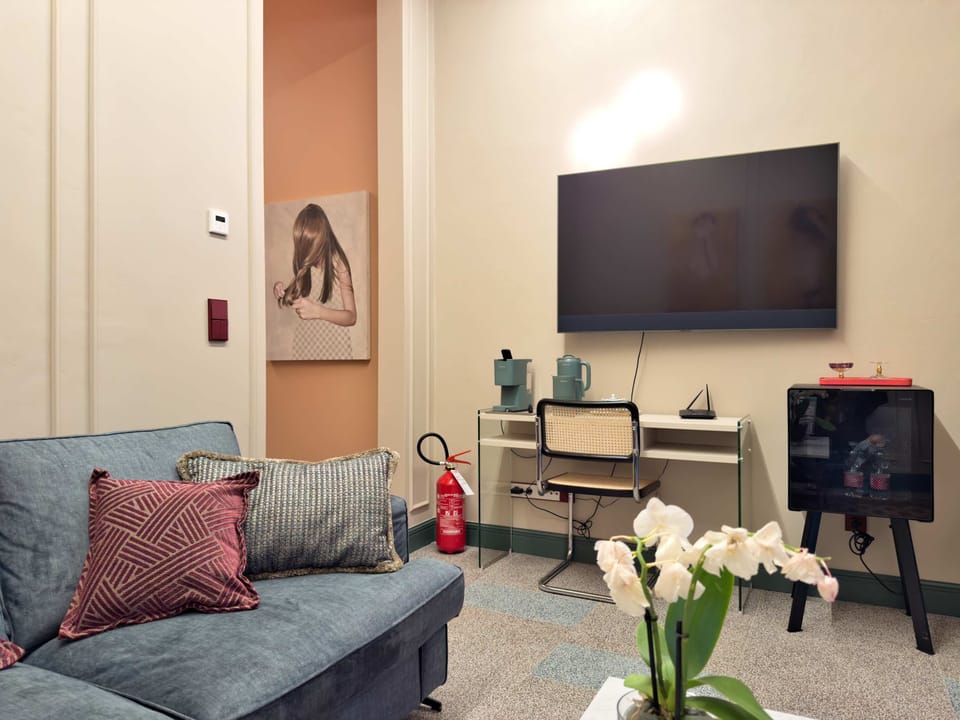 House | 1 bedroom, desk, Internet