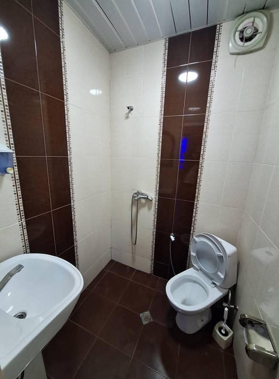 Classic Room | Laptop workspace, free WiFi