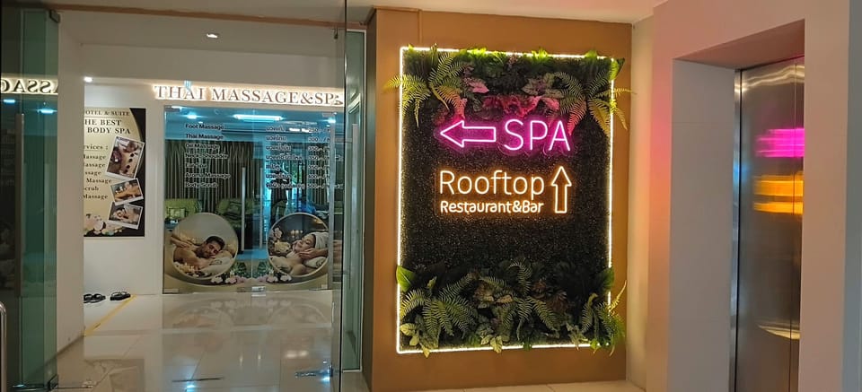 DWIJA HOTEL & SUITE Hotel in Pattaya City