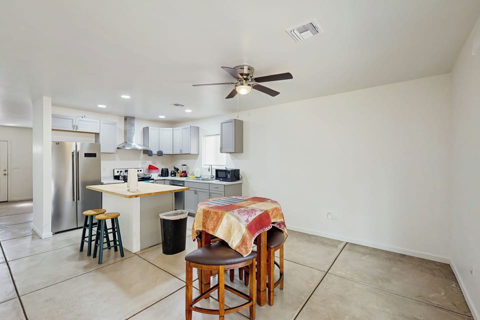 House (3 Bedrooms) | Front of property