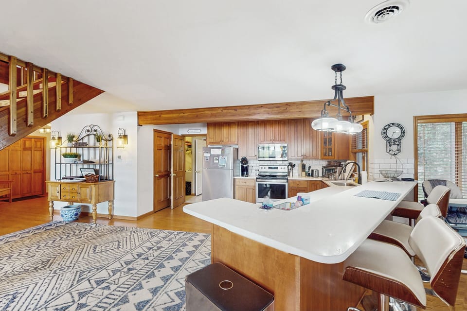 House (3 Bedrooms) | Interior