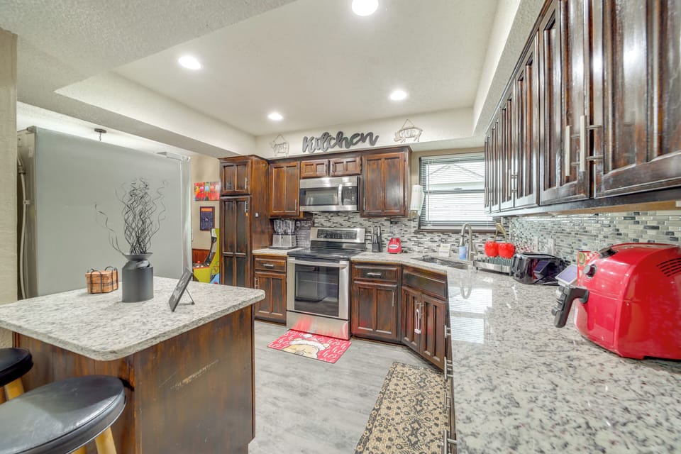House (3 Bedrooms) | Interior