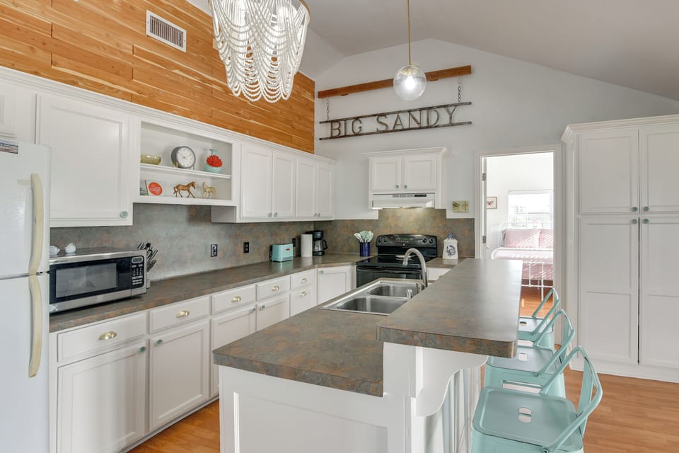 House (2 Bedrooms) | Interior