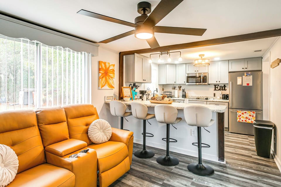 House (2 Bedrooms) | Interior