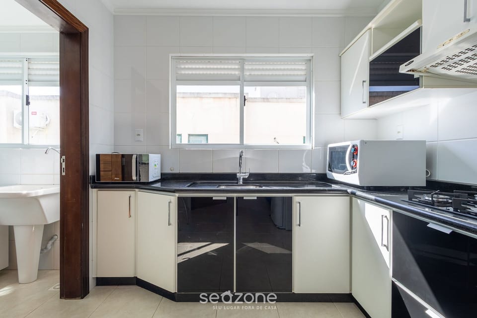 Basic Apartment | Private kitchen