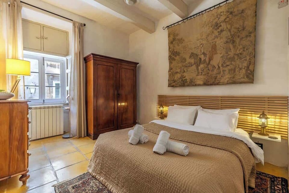 We believe that every detail counts, which is why we provide high thread count linen, luxury towels, and bathrobes for your ultimate comfort and relaxation during your stay.