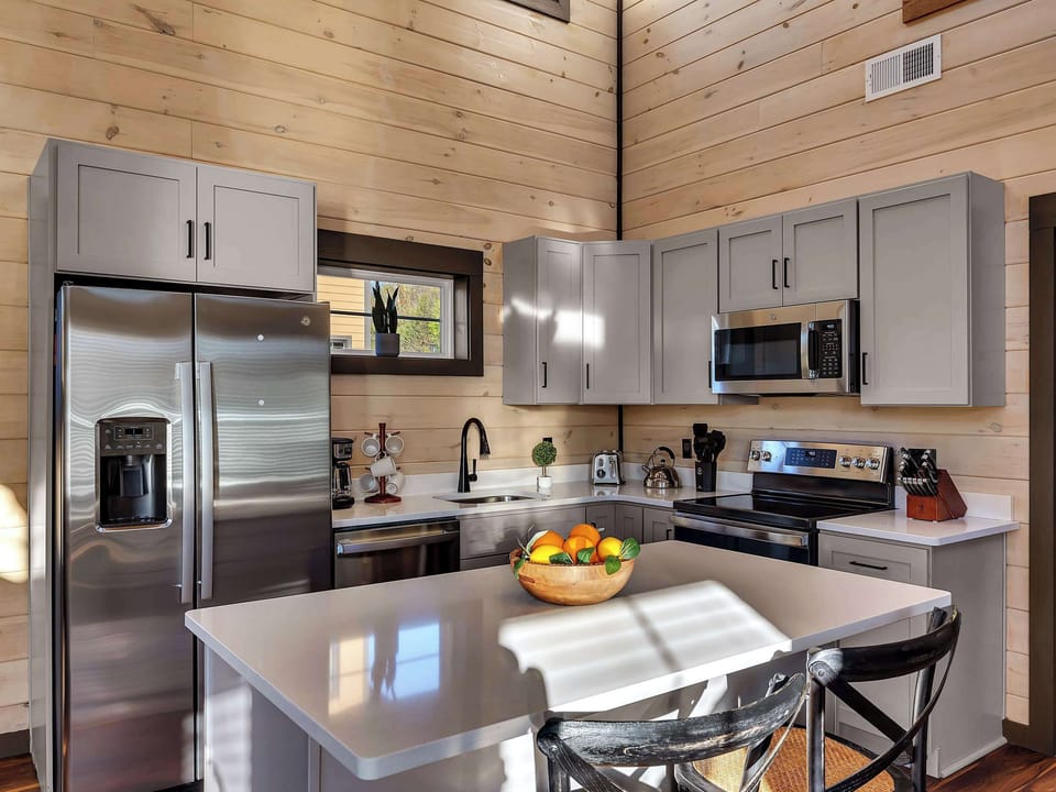 Ful Kitchen