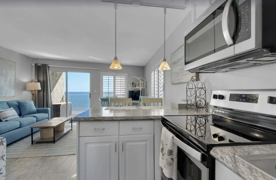 Open Concept Kitchen into Living Area