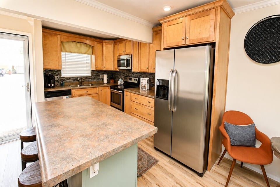 3105 Kitchen