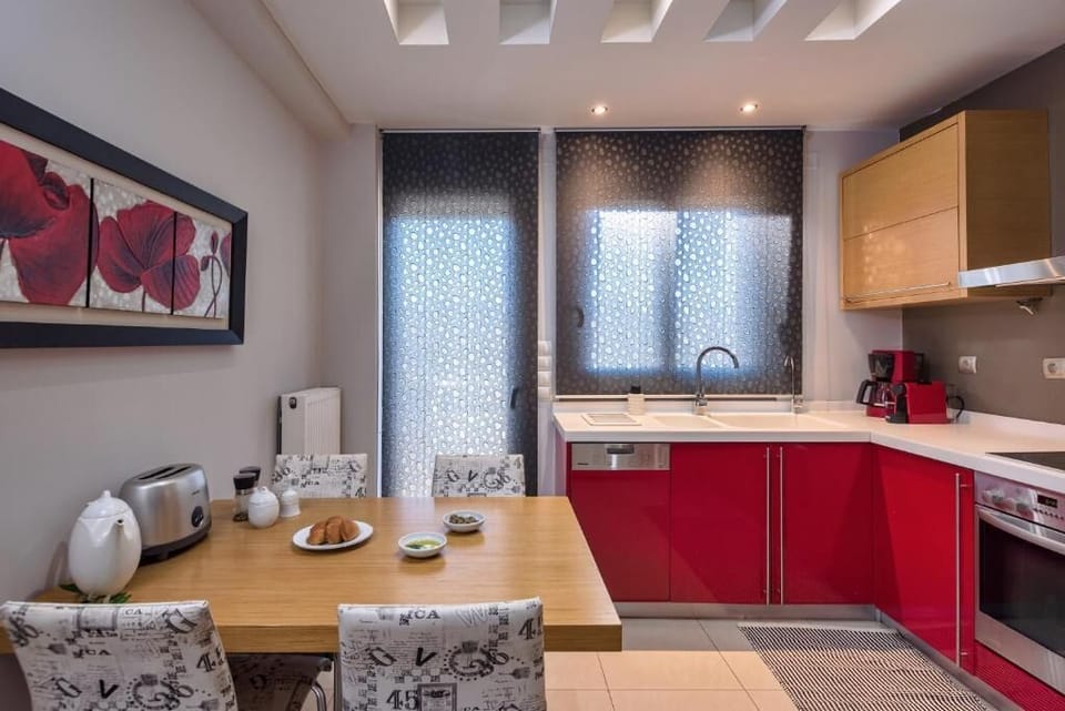 City House, 3 Bedrooms, City View | Private kitchen | Espresso maker, coffee/tea maker, full-size fridge, microwave