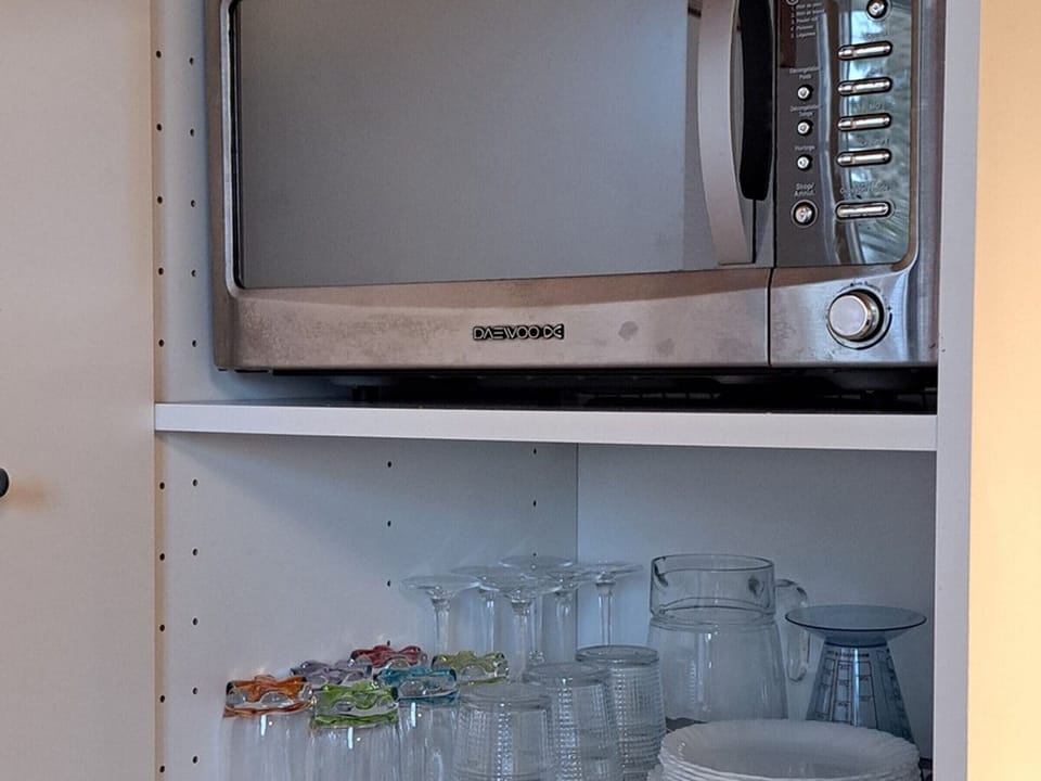 Microwave