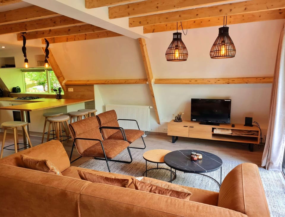 Chalet | Living area