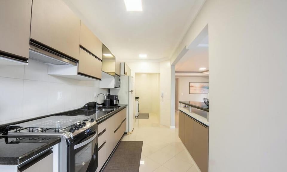 Basic Apartment | Private kitchen