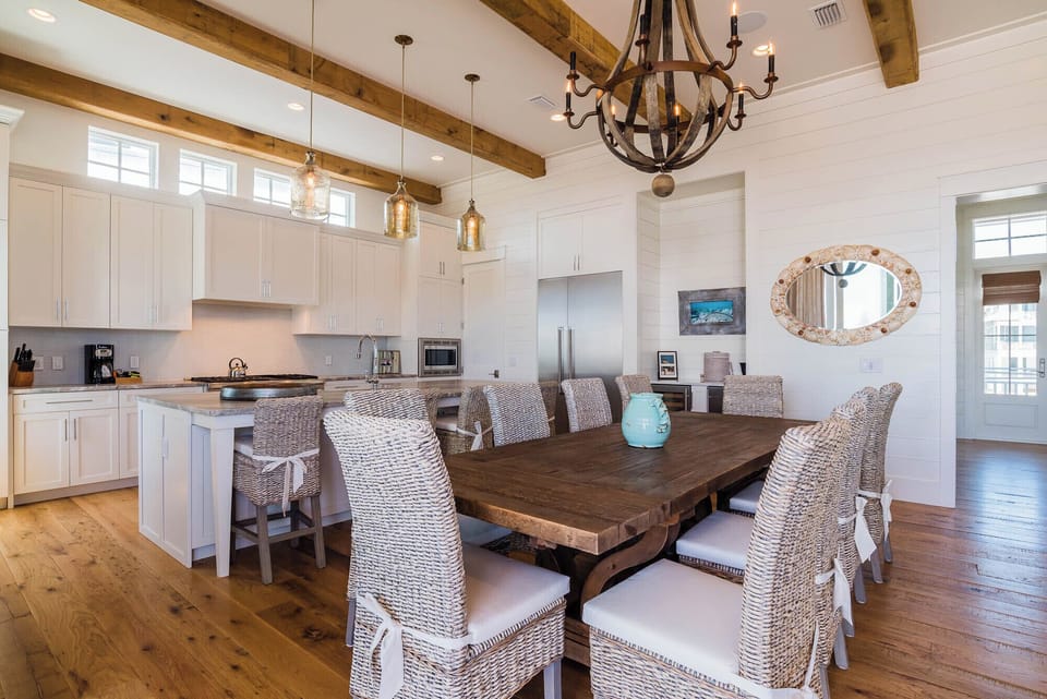 Second Floor: Dining Area