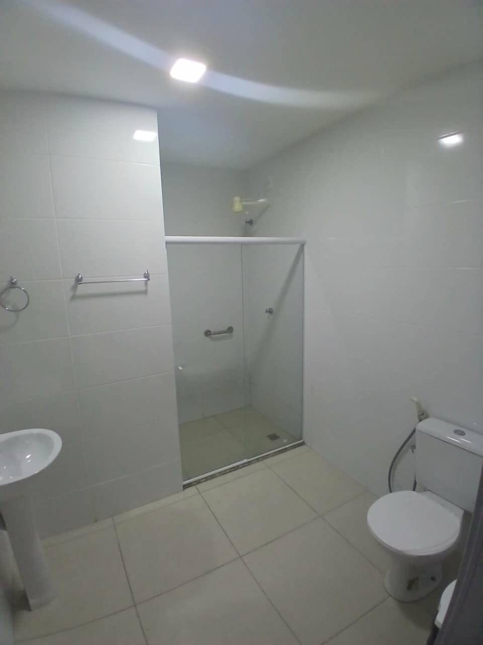 Standard Double Room | Bathroom | Shower, towels, soap, shampoo