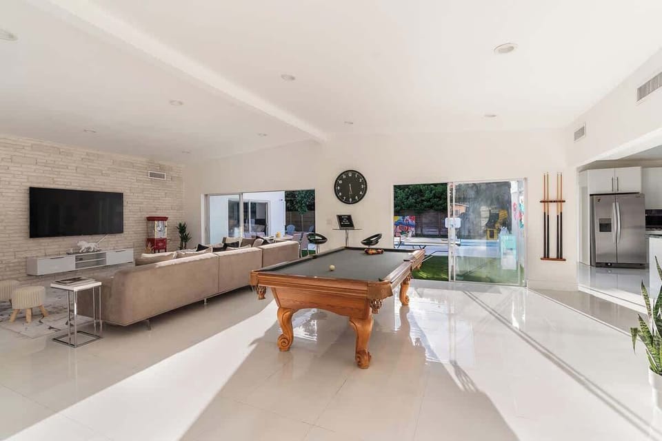 Game room