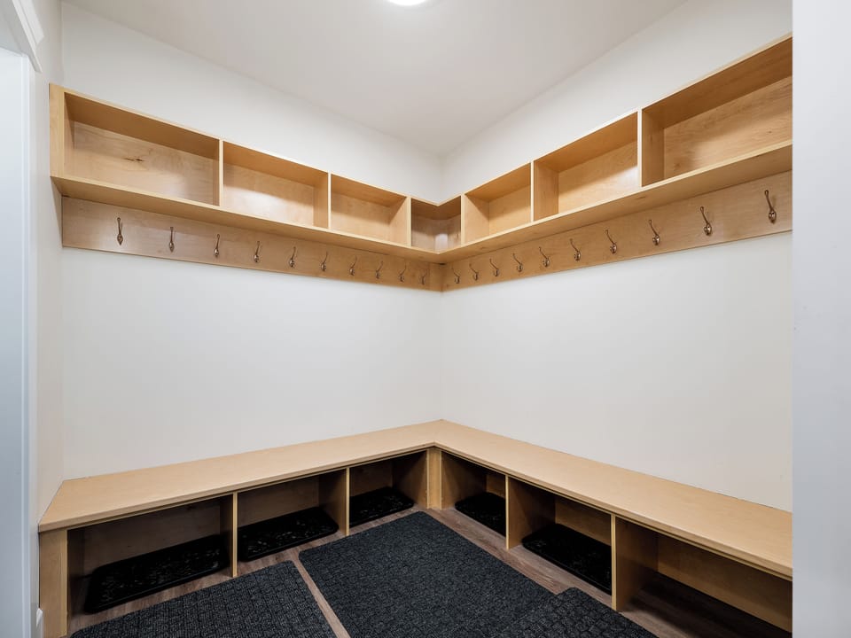 Ski Room 