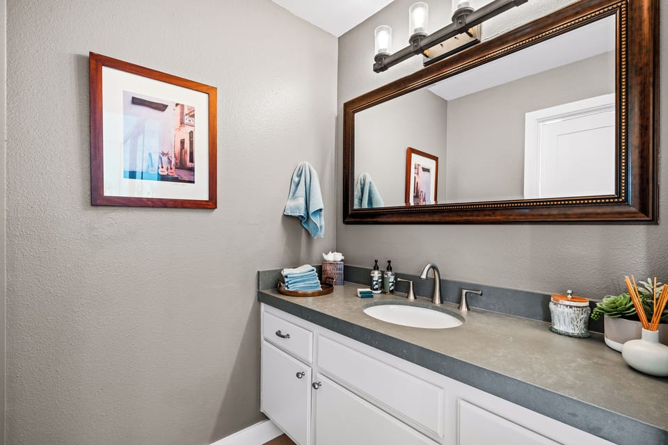 Guest bath
