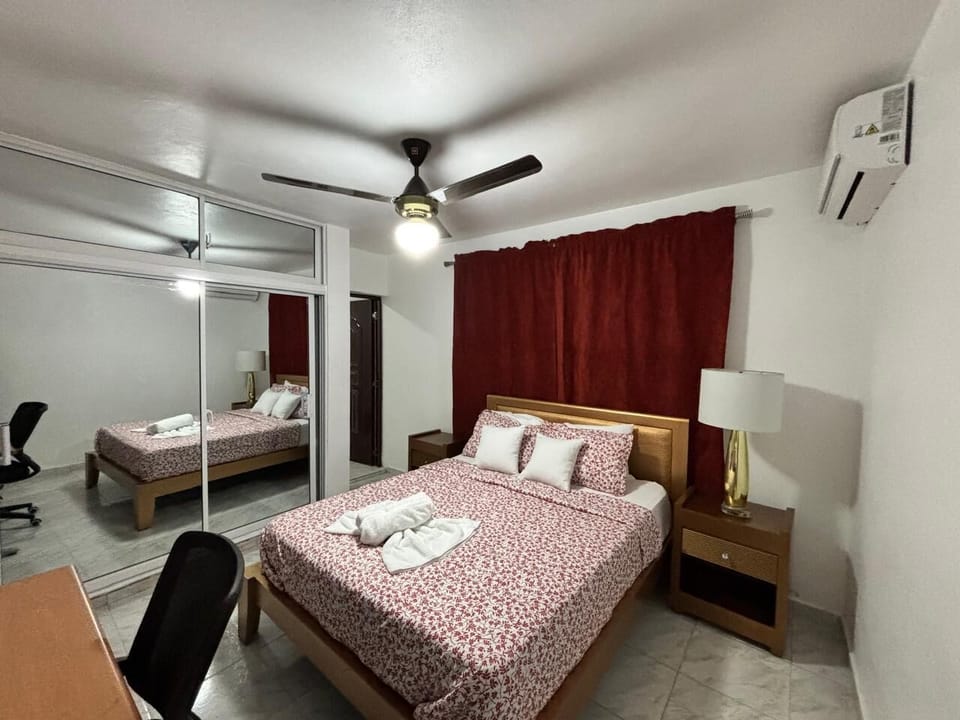 Single Room, Balcony | Desk, laptop workspace, blackout drapes, soundproofing