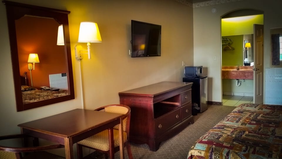 Desk, soundproofing, iron/ironing board (on request), WiFi (free)