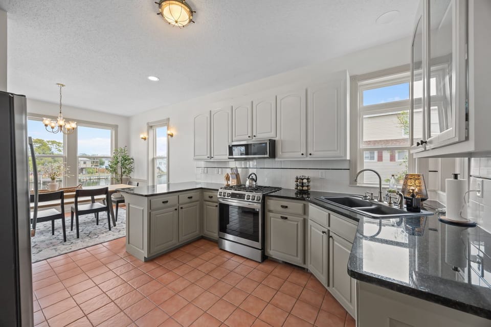 Fully stocked chefs dream kitchen