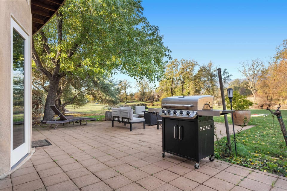 BBQ up your farm-to-table feast and enjoy al fresco!