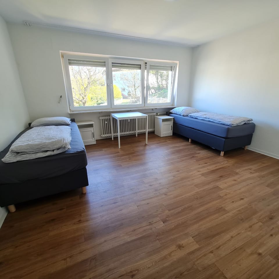 Iron/ironing board, WiFi (free)