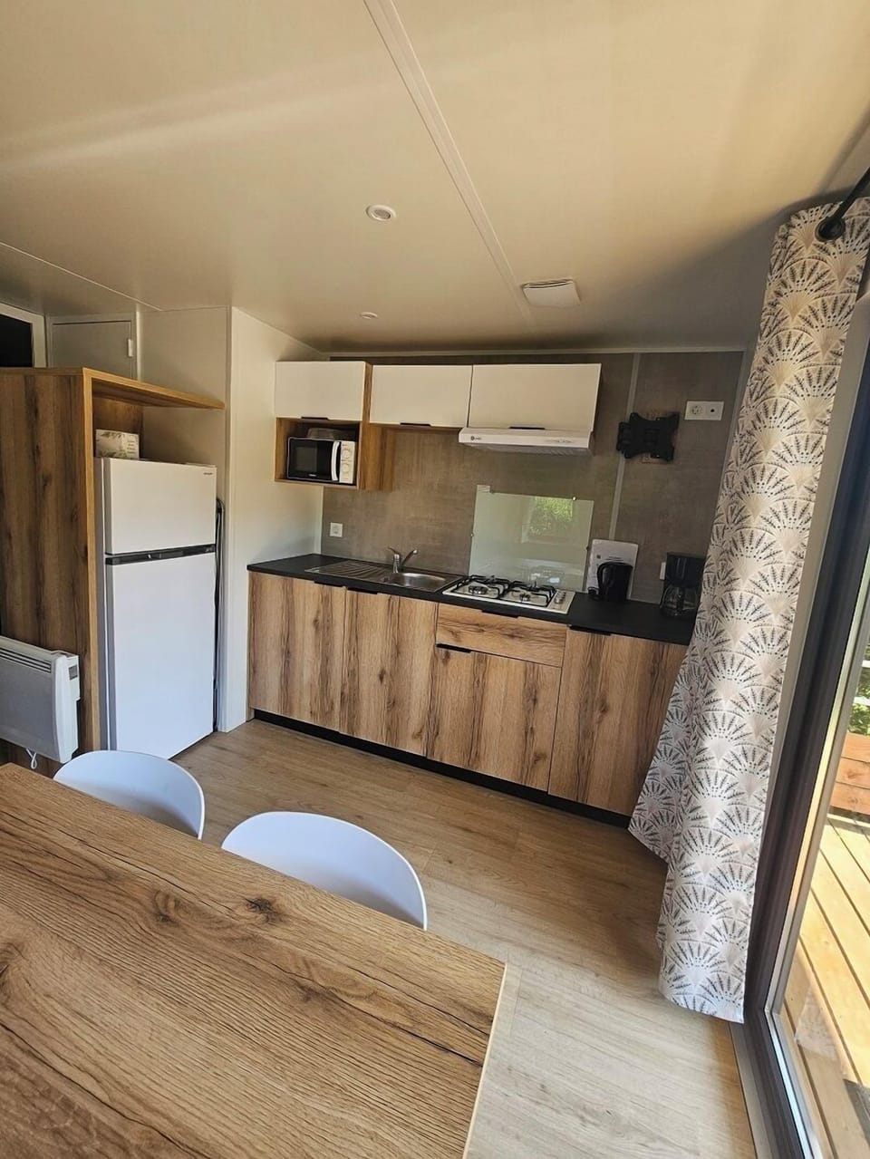 Luxury Mobile Home, 2 Bedrooms | Private kitchen