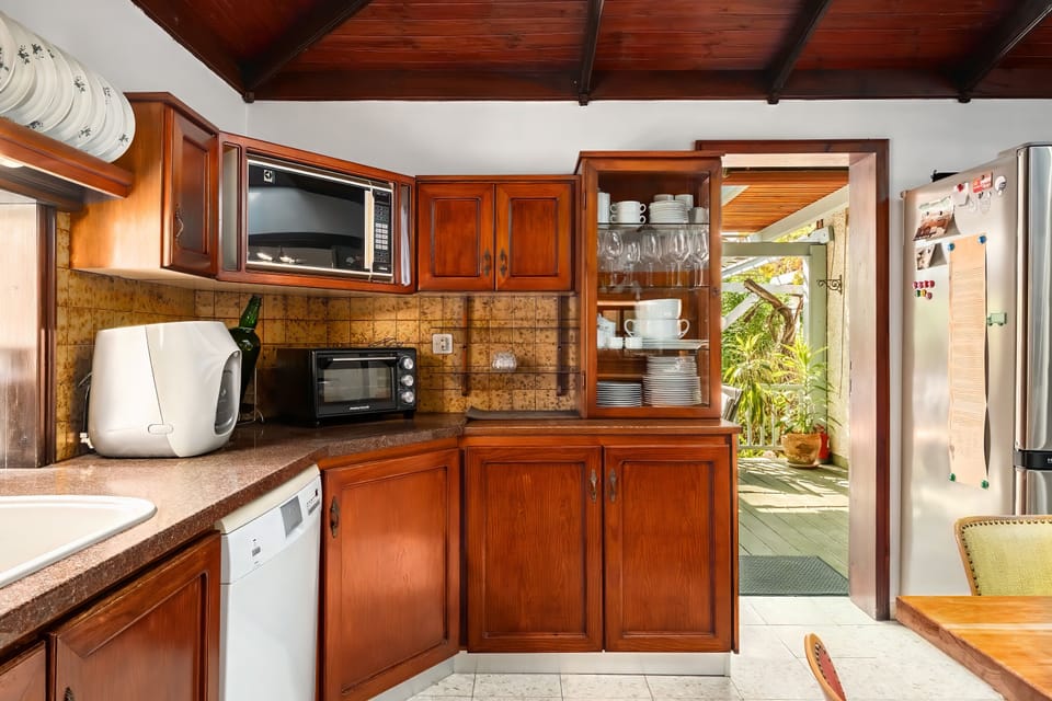 Studio, Garden View | Interior