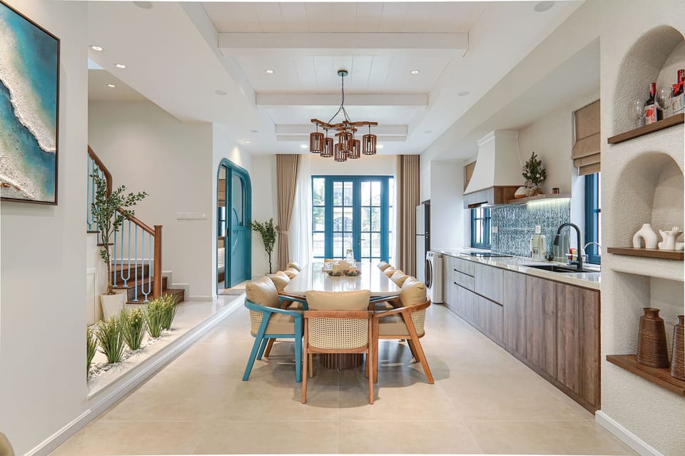 Deluxe Villa, 4 Bedrooms, Garden View | Living area | 40-inch flat-screen TV with cable channels