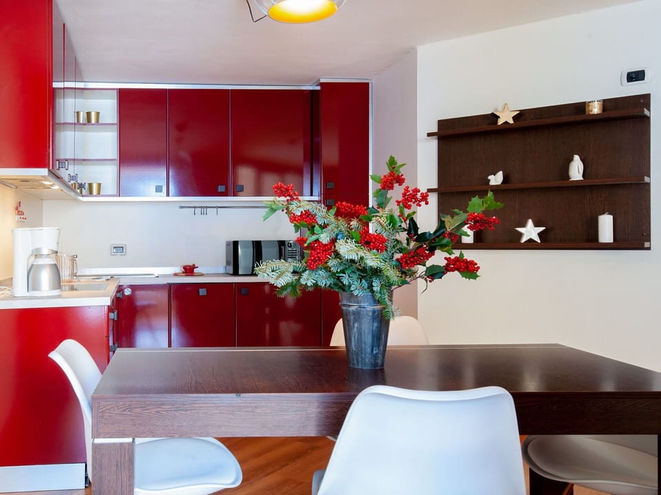 Apartment, Balcony, Mountain View (Corno Baitone A4) | Private kitchen | Full-size fridge