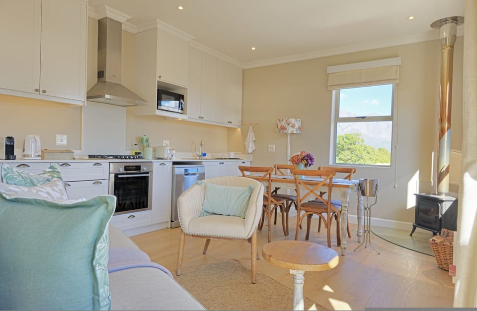 House | 1 bedroom