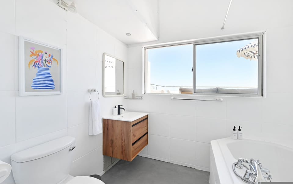 Spacious 3 Bedroom Villa BBQ Pool Ocean View House in Cape Town