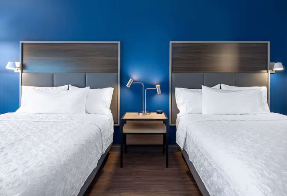 Queen/Queen Room