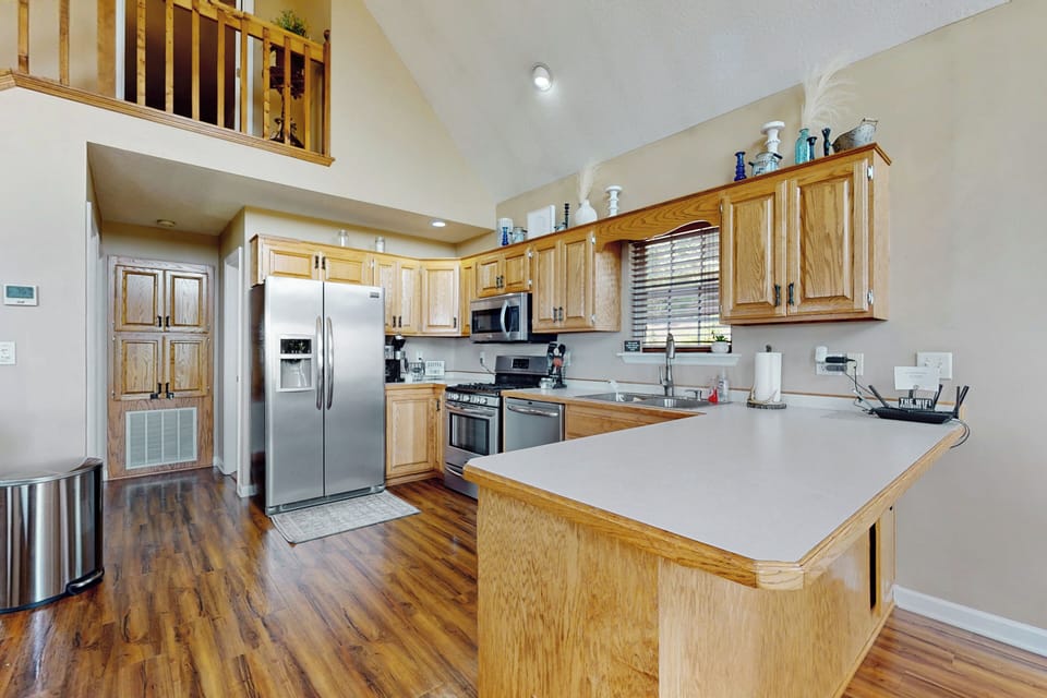 House (3 Bedrooms) | Interior