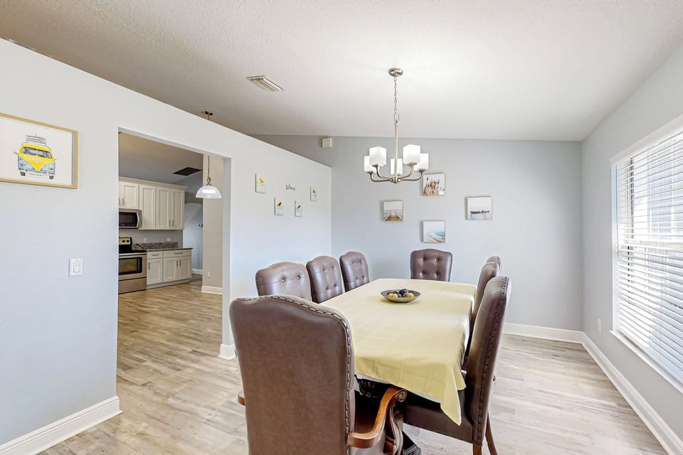 House (4 Bedrooms) | Interior