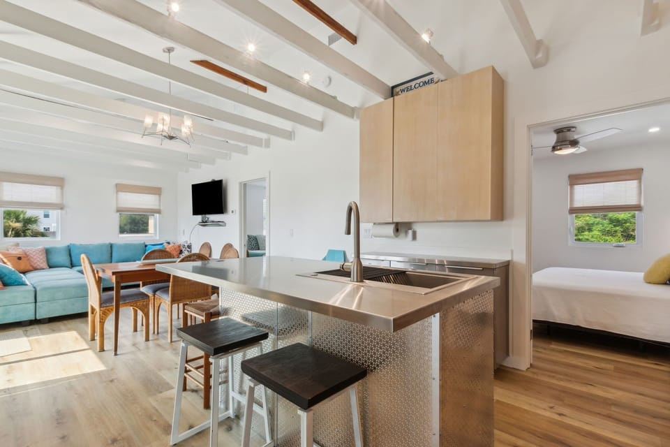 House, 5 Bedrooms | Interior