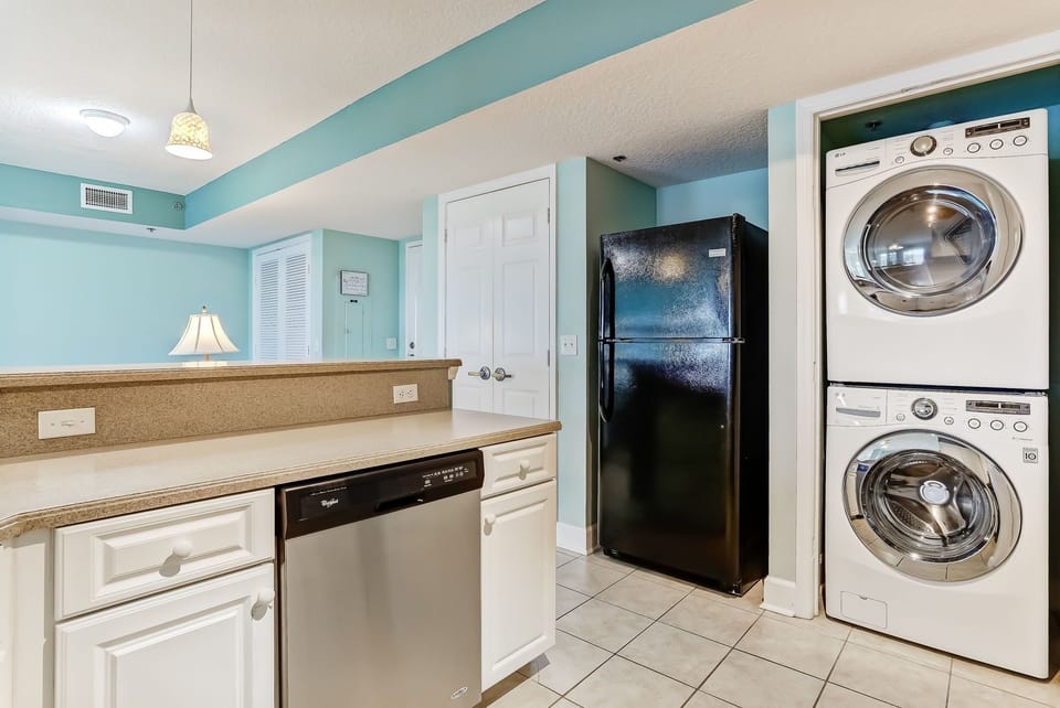 Condo, 1 Bedroom | Interior