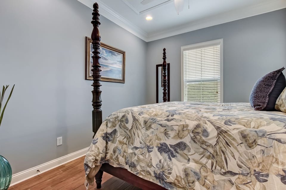 Townhome, 3 Bedrooms | 3 bedrooms, iron/ironing board, WiFi (free)