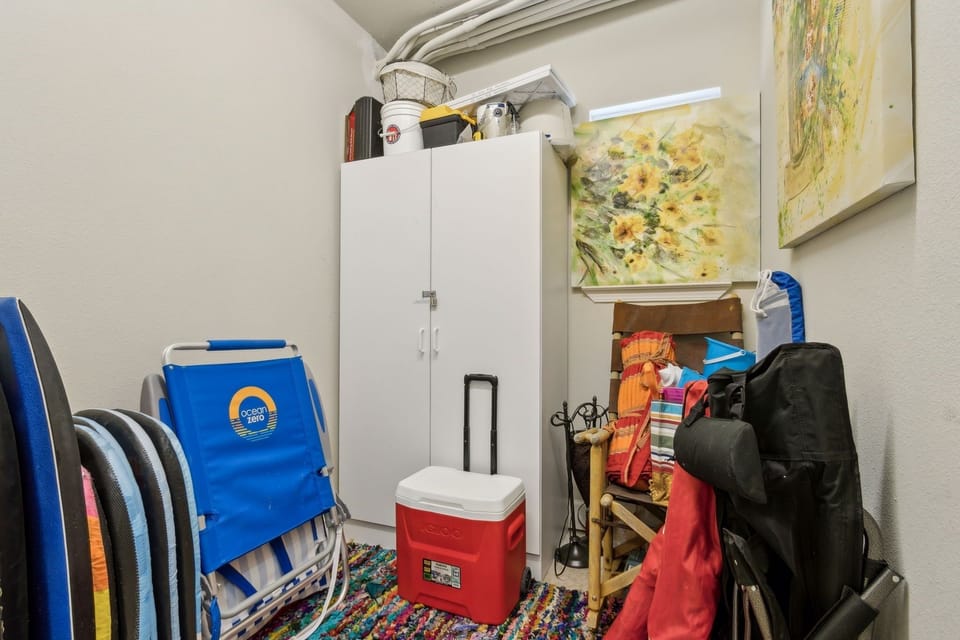 Condo, 1 Bedroom | Interior